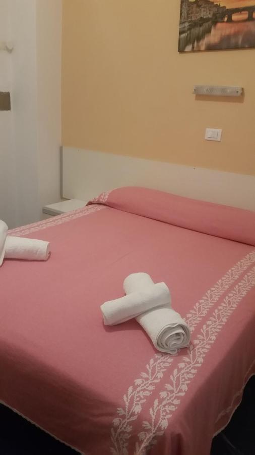 Hotel Manolita Rimini Kültér fotó