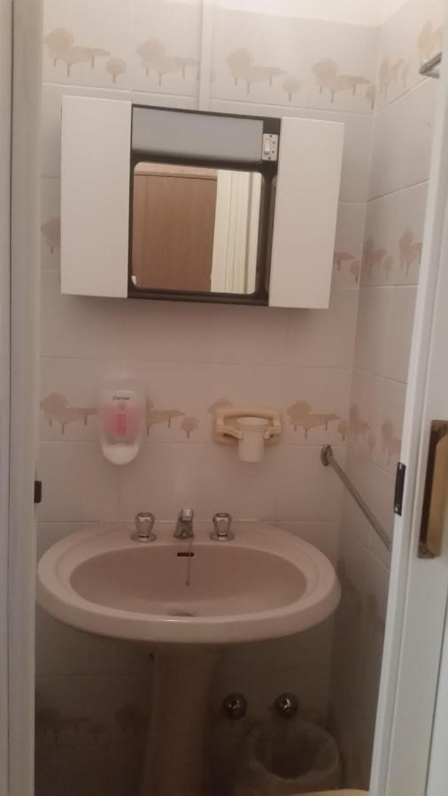 Hotel Manolita Rimini Kültér fotó